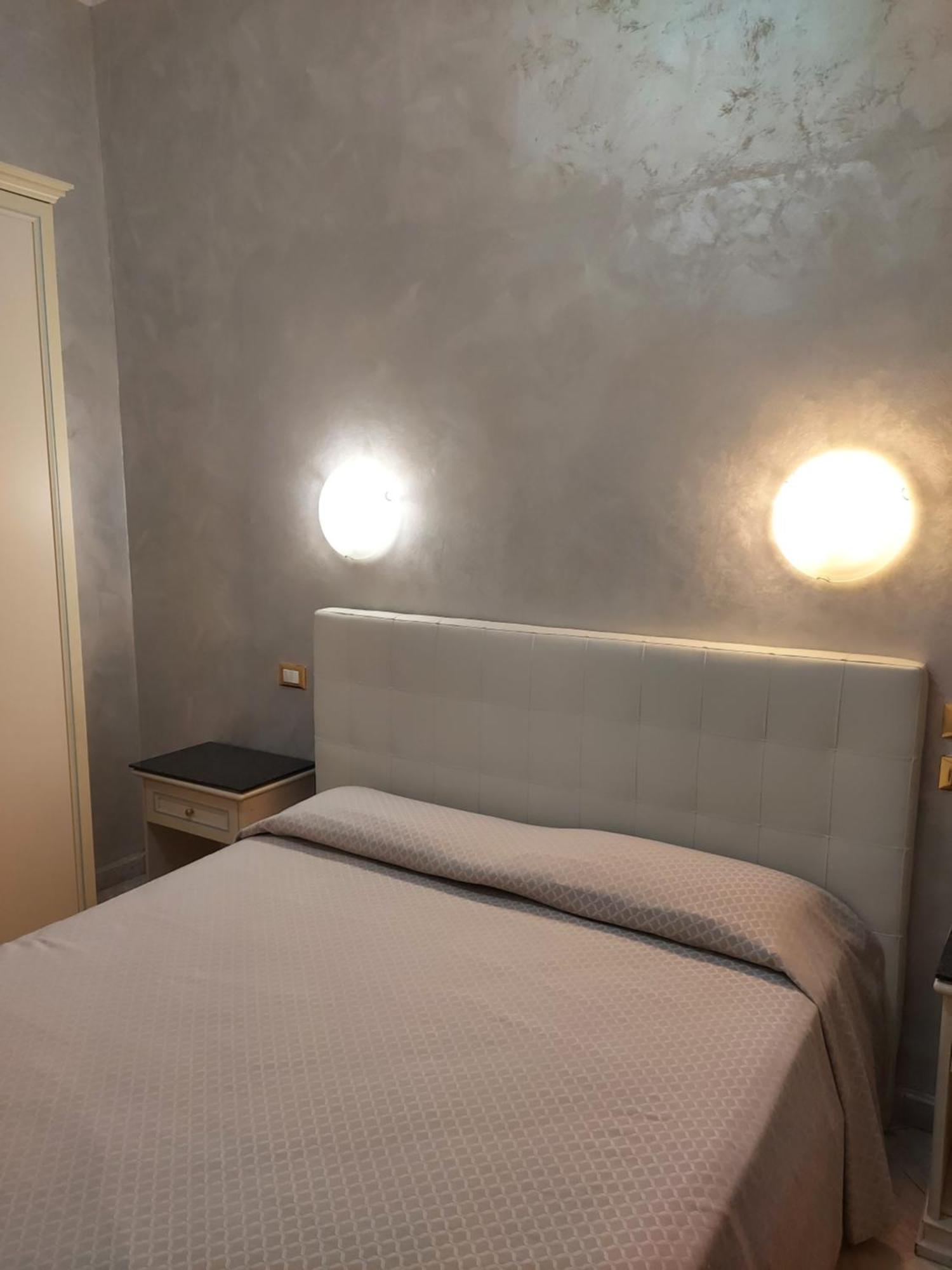 Hotel Antico Distretto Turin Exteriör bild